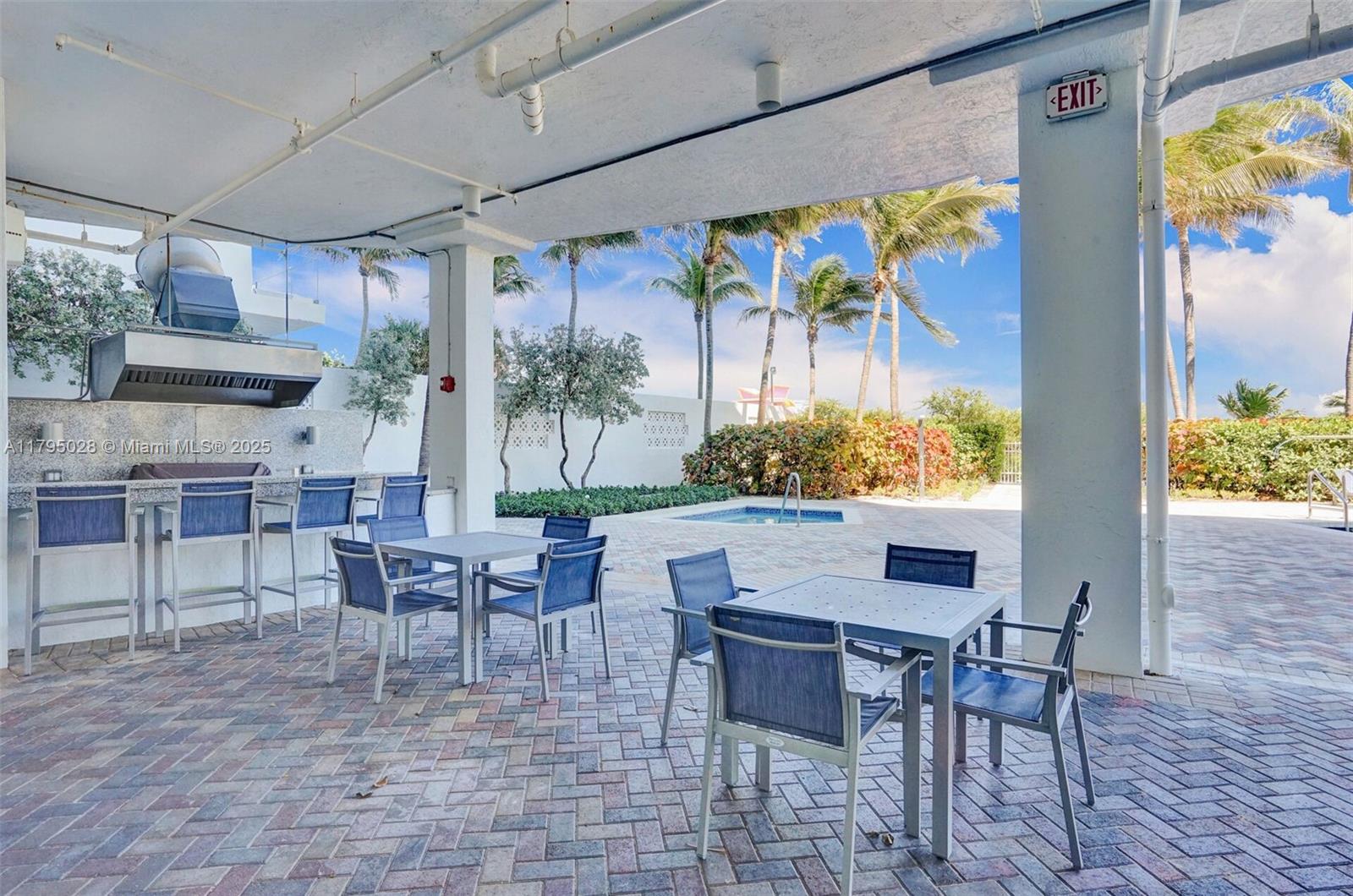 6515 Collins Avenue, Unit 804 Miami Beach, FL 33141 - Photo 17 of 18