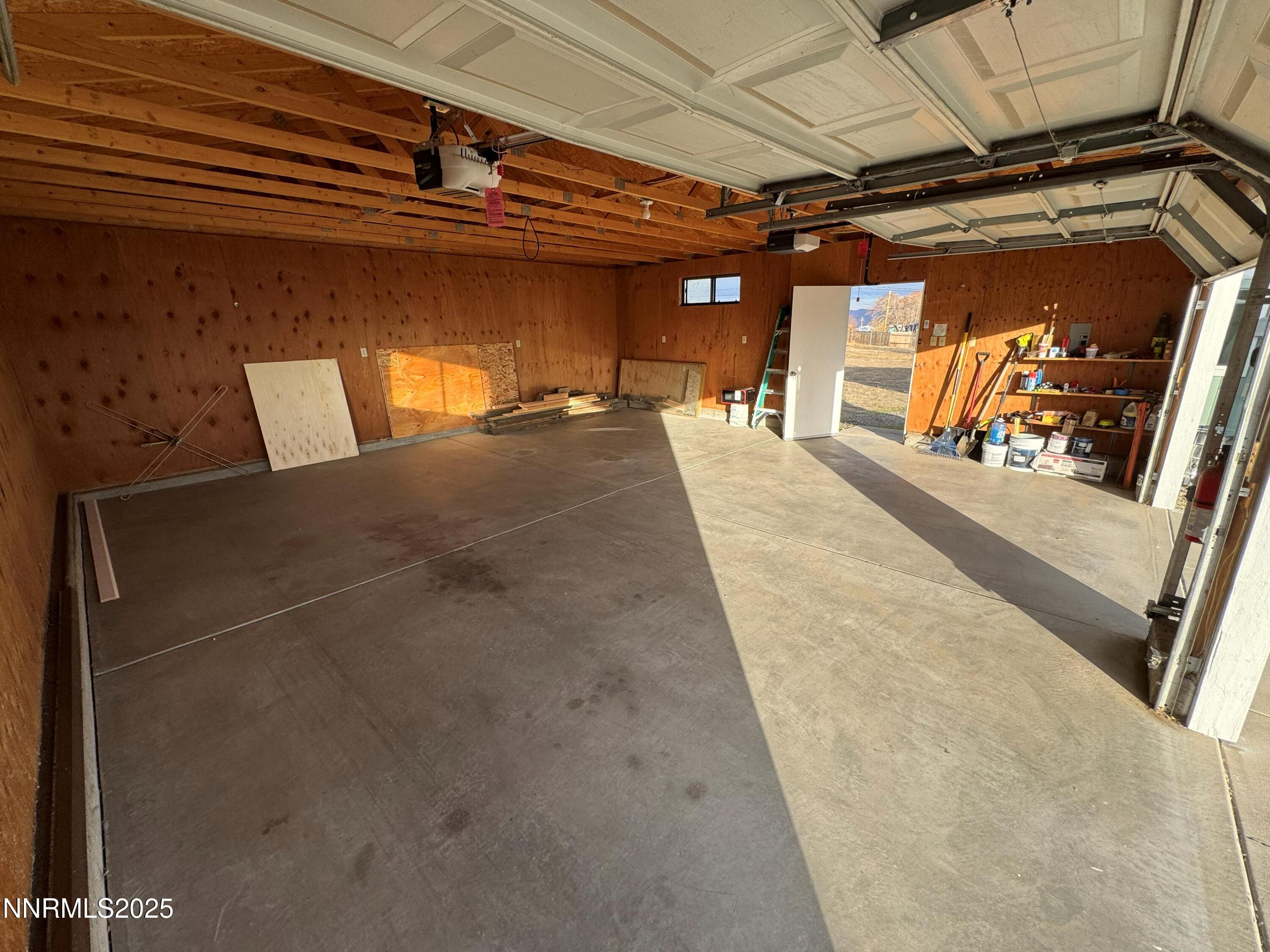 6 Black Rock Road Carson City, NV 89706 - Photo 32 of 33 Garage