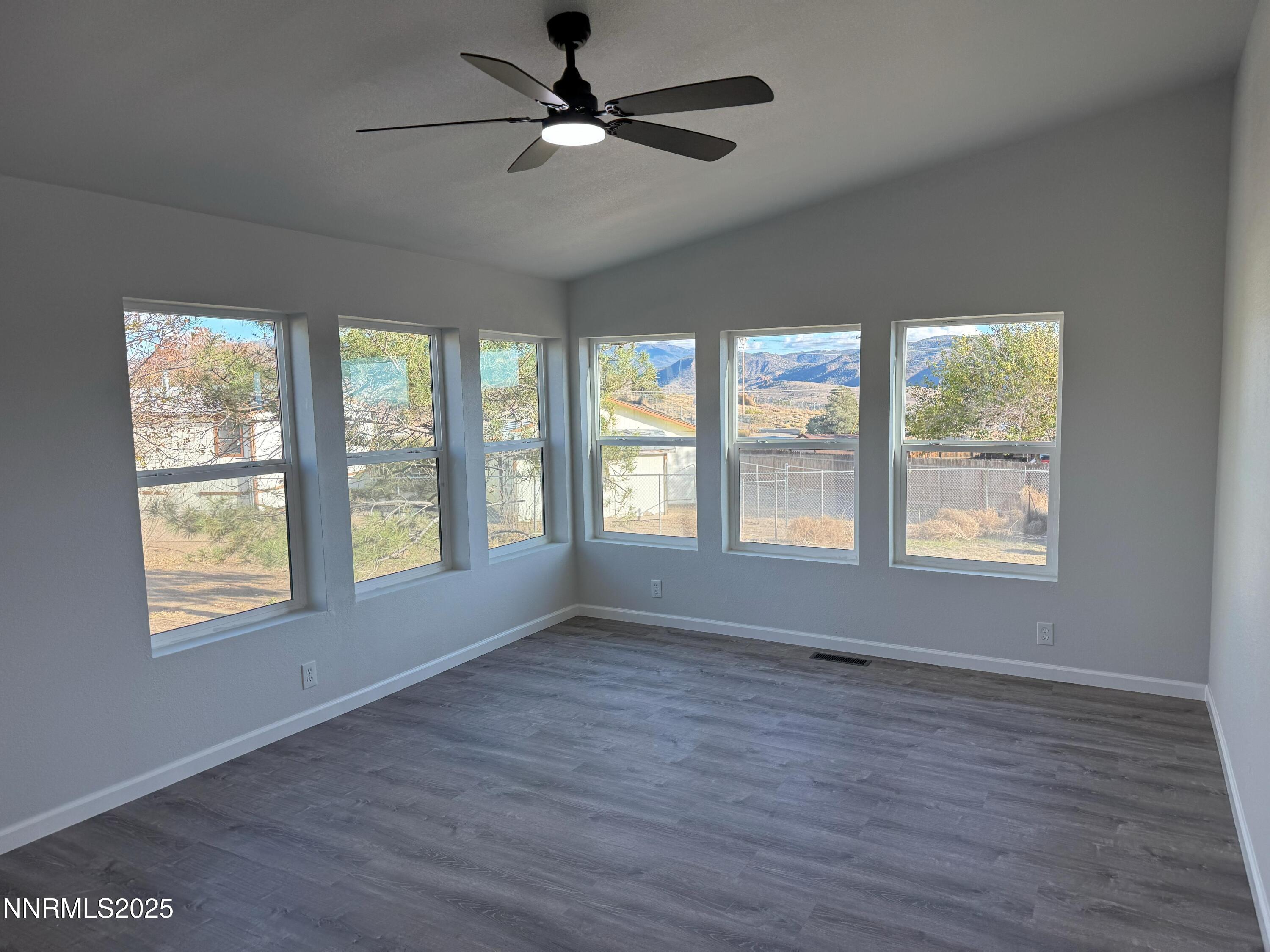 6 Black Rock Road Carson City, NV 89706 - Photo 7 of 33 Dining