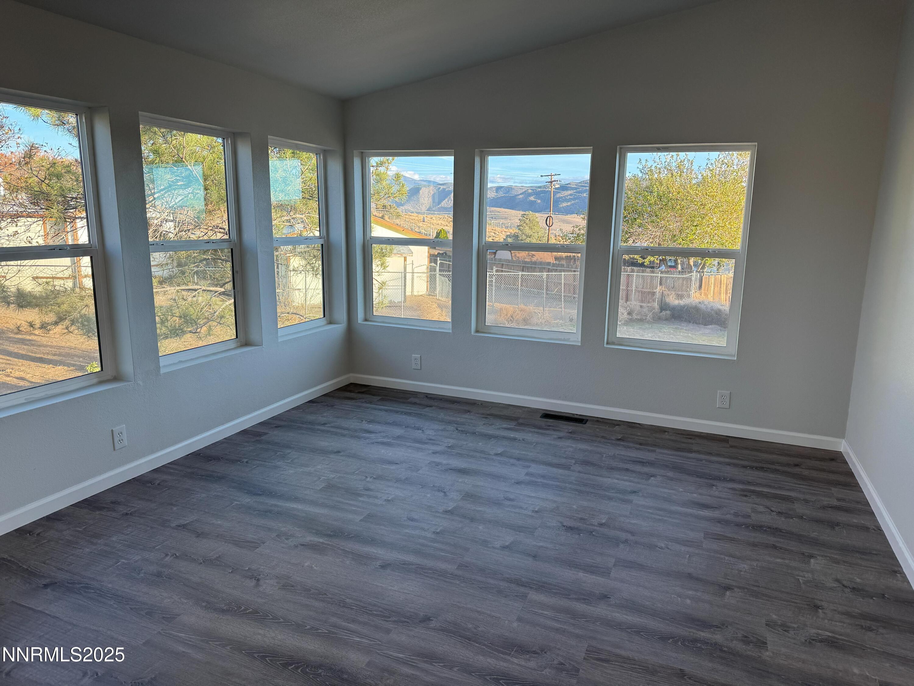 6 Black Rock Road Carson City, NV 89706 - Photo 8 of 33 Dining