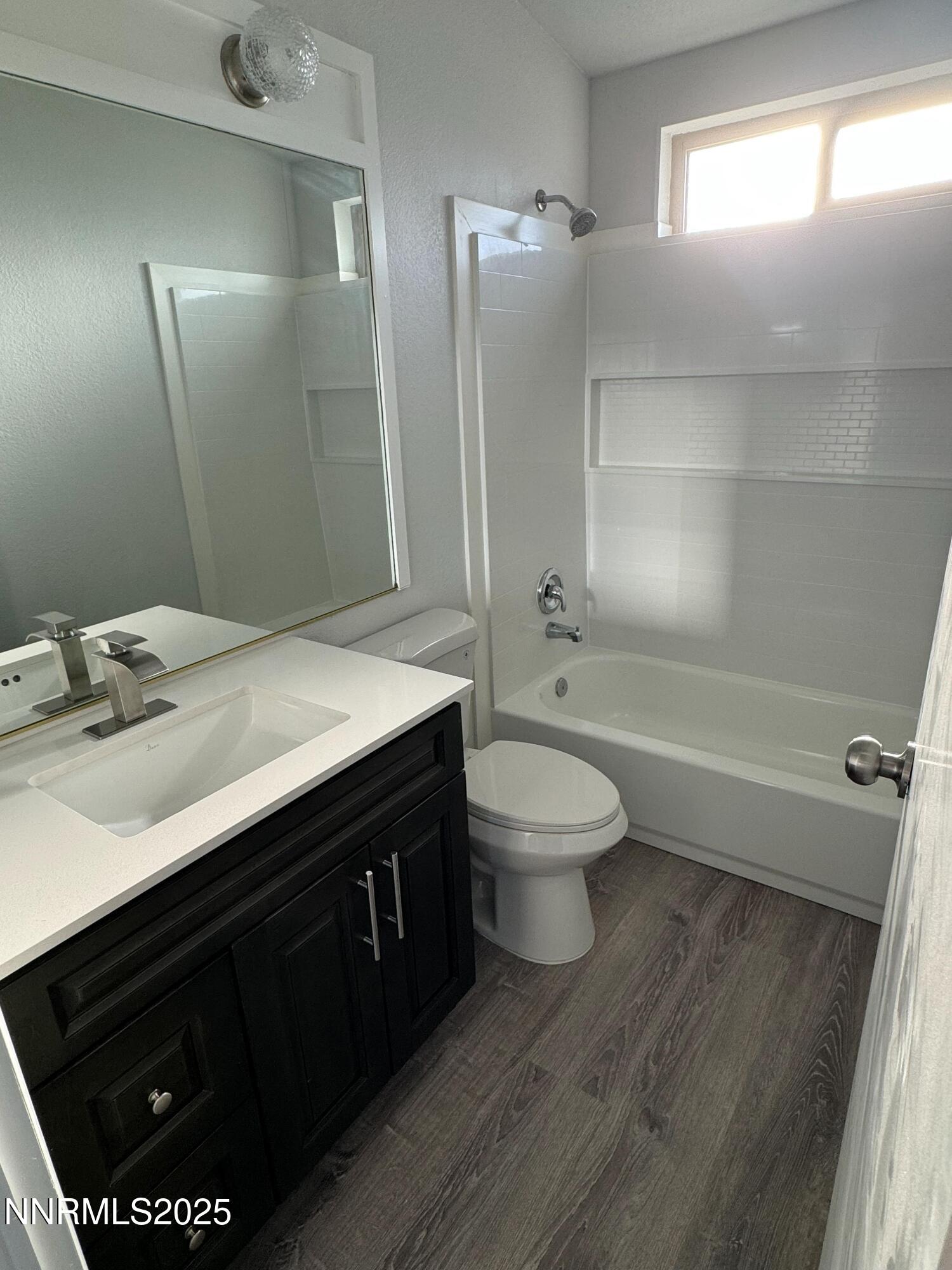 6 Black Rock Road Carson City, NV 89706 - Photo 10 of 33 Bathroom