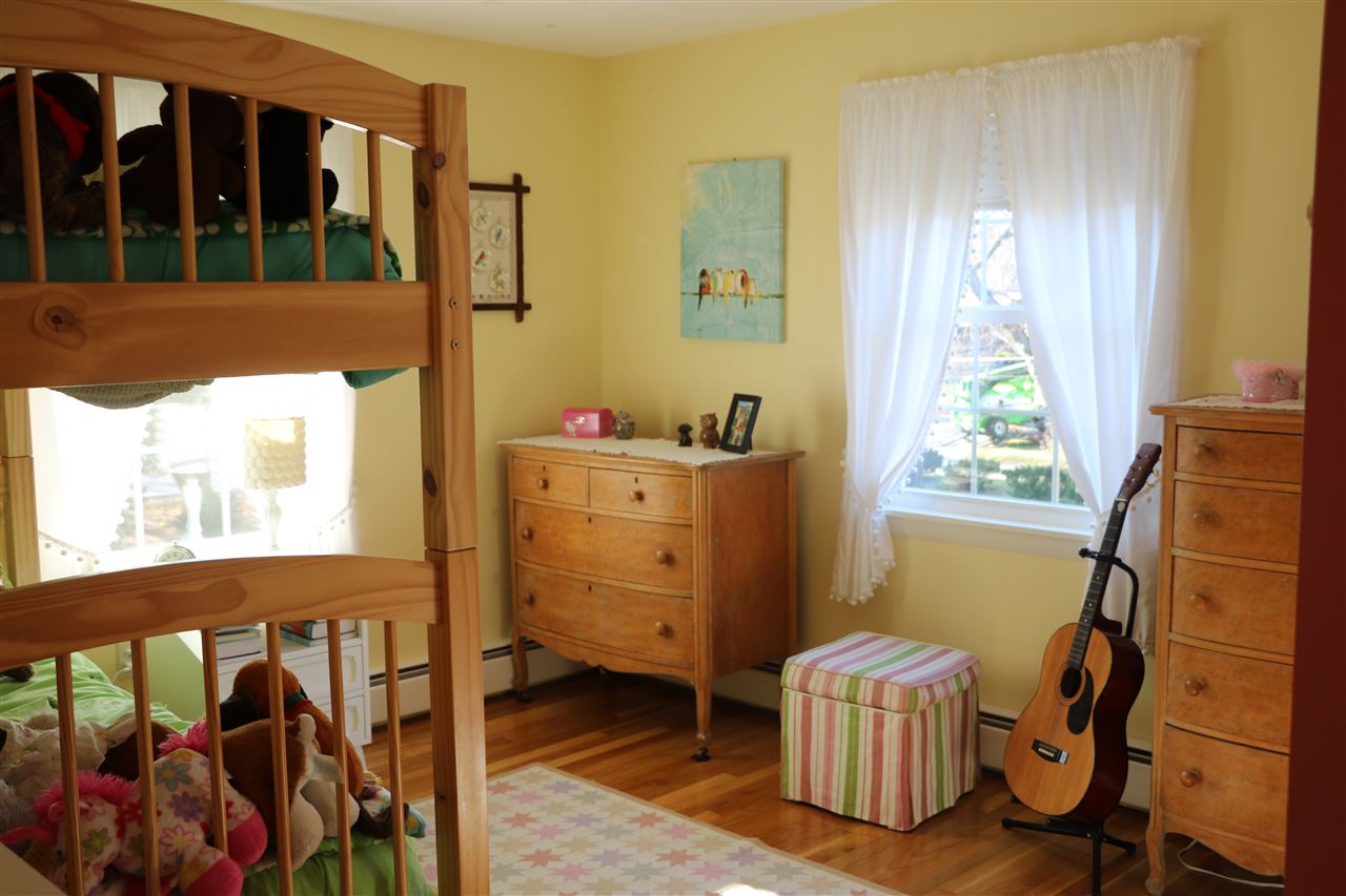32 Hampton Falls Road Exeter, NH 03833 - Photo 12 of 19