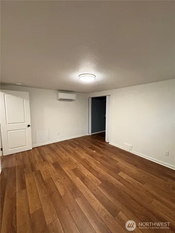 $3,250 | 840 Northwest 54th Street, Seattle, WA 98107