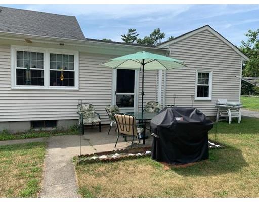 94 Swifts Beach Road Wareham, MA 02571 - Photo 6 of 23 Gallery Image 6