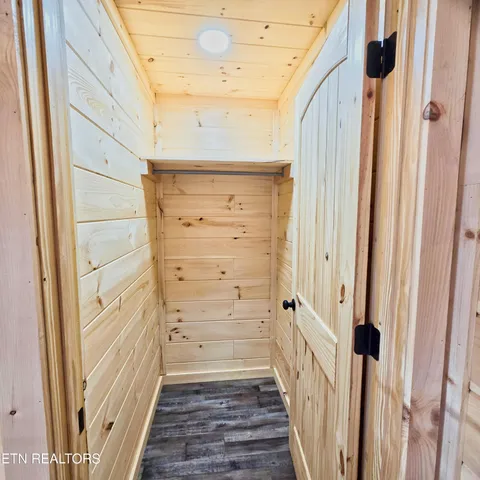 $189,900 | 137 John Cox Road, Deer Lodge, TN 37726