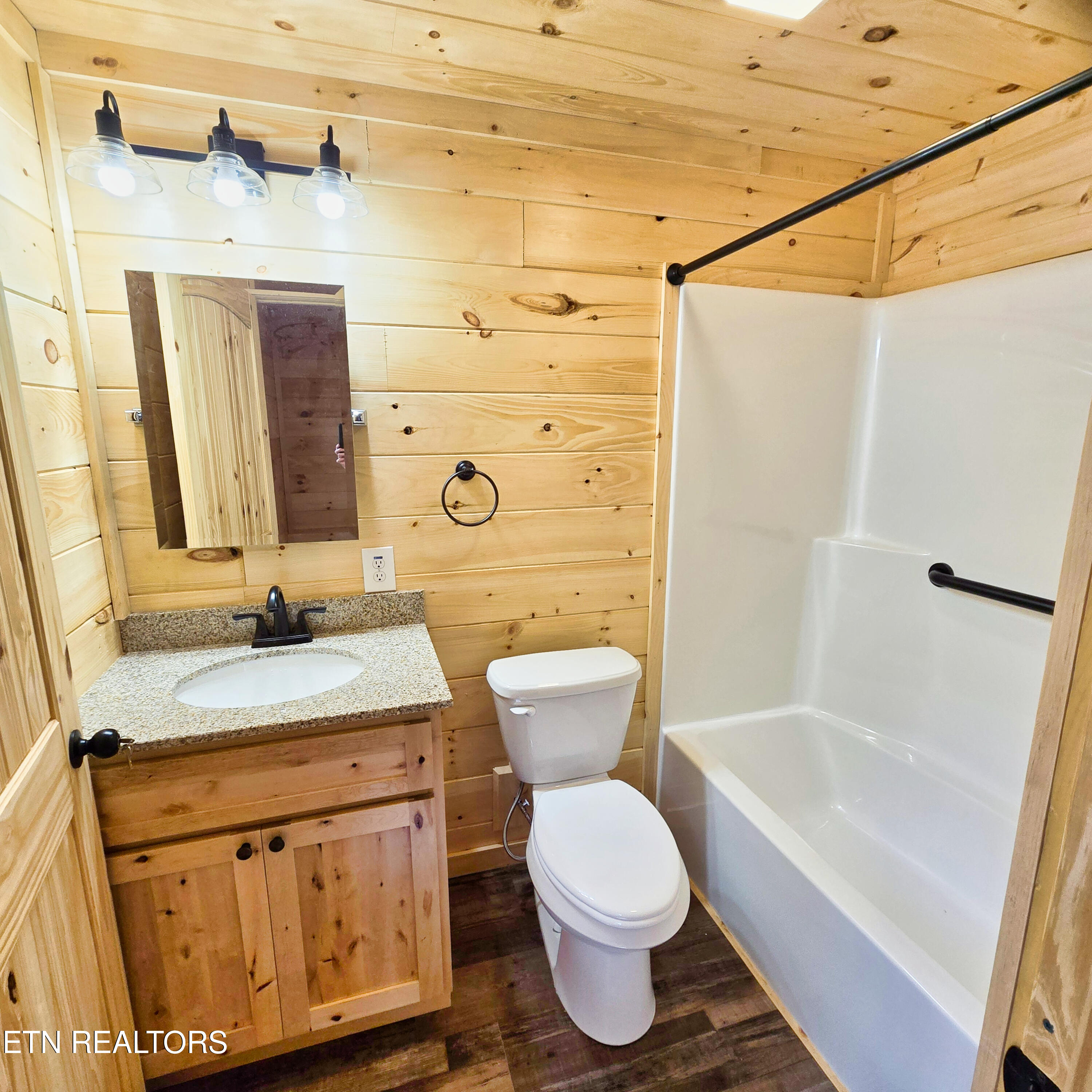 137 John Cox Road Deer Lodge, TN 37726 - Photo 17 of 43 20240612_162257