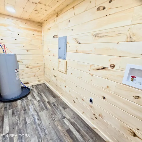 $189,900 | 137 John Cox Road, Deer Lodge, TN 37726