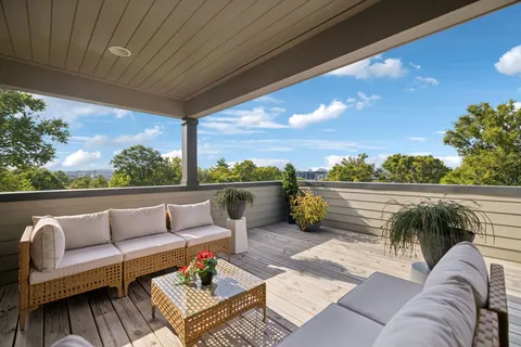 $995,000 | 520 B Camden Drive, Nashville, TN 37211