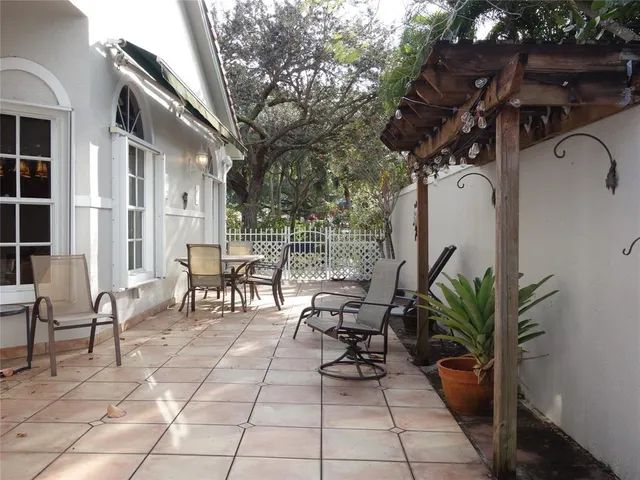 $599,900 | 4106 Carriage Drive, Unit 5C, Pompano Beach, FL 33069