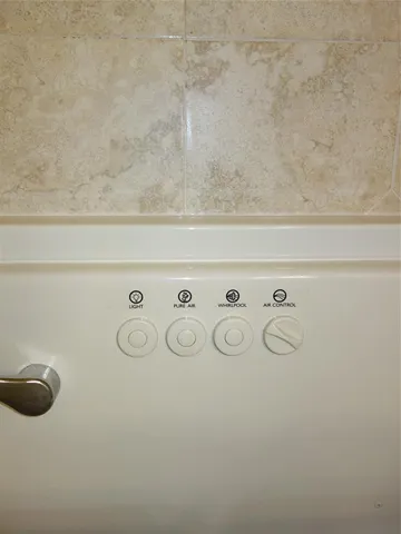 $599,900 | 4106 Carriage Drive, Unit 5C, Pompano Beach, FL 33069