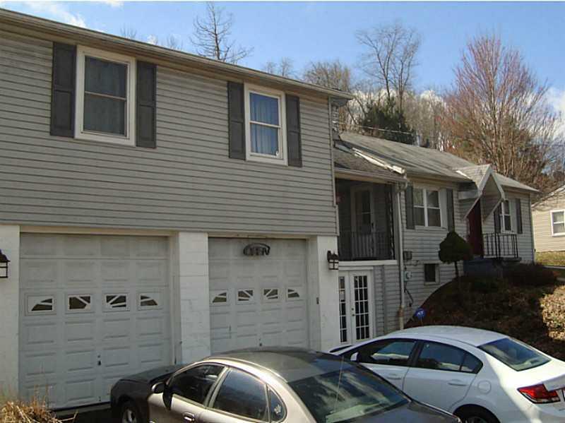 124 Galley Road Canonsburg, PA 15317 - Photo 5 of 8 Parking Lot/Garage. Front - Oversized 2-Car Garage.