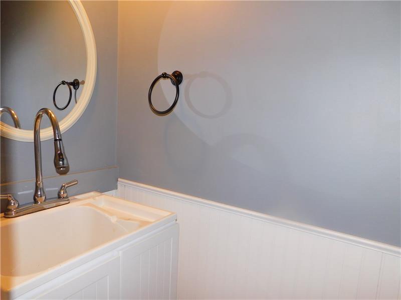 3222 Ridgeway Road Greensburg, PA 15601 - Photo 10 of 22 Gallery Image 10