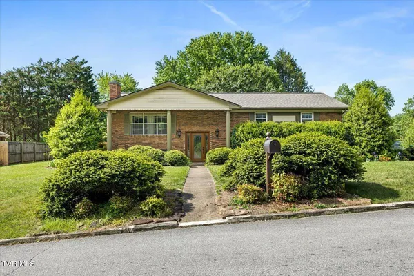 $459,900 | 1406 Kevin Lane, Greeneville, TN 37745