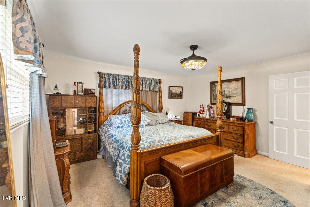 1406 Kevin Lane Greeneville, TN 37745 - Photo 23 of 45 Primary Bedroom 2