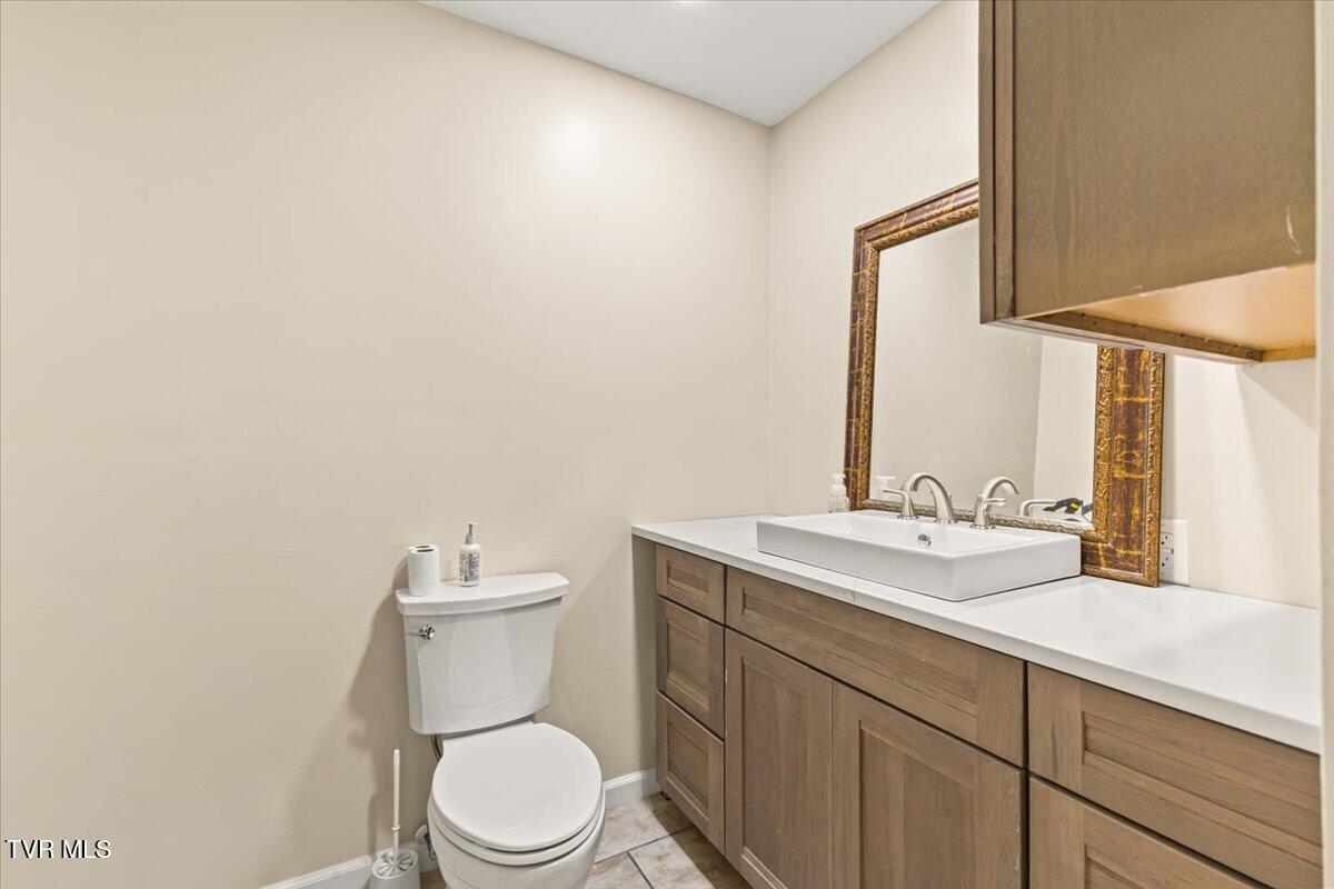 1406 Kevin Lane Greeneville, TN 37745 - Photo 32 of 45 Half Bath