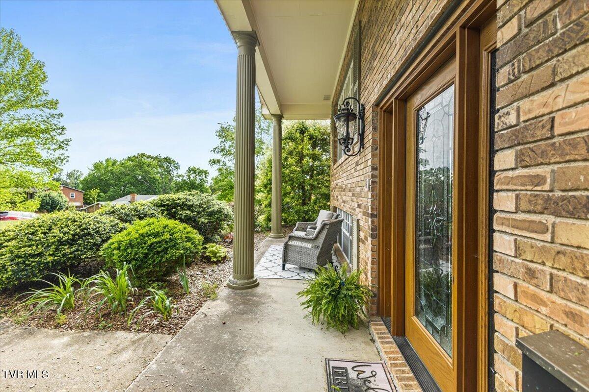 1406 Kevin Lane Greeneville, TN 37745 - Photo 5 of 45 Front Patio