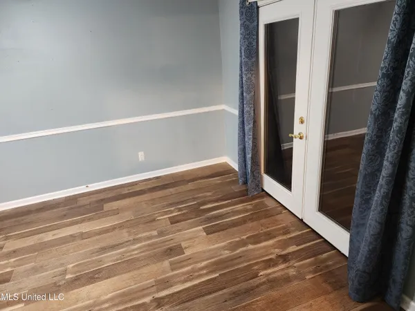 $2,000 | 125 Edmund Drive, Long Beach, MS 39560