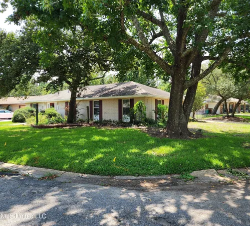 $2,000 | 125 Edmund Drive, Long Beach, MS 39560