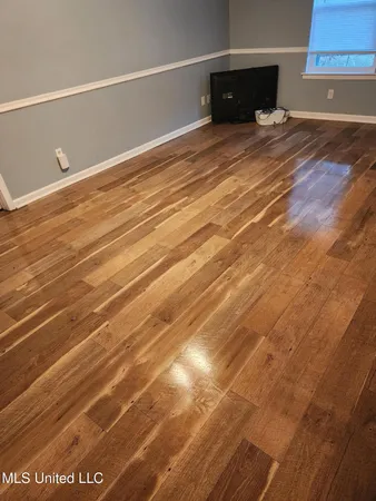 $2,000 | 125 Edmund Drive, Long Beach, MS 39560