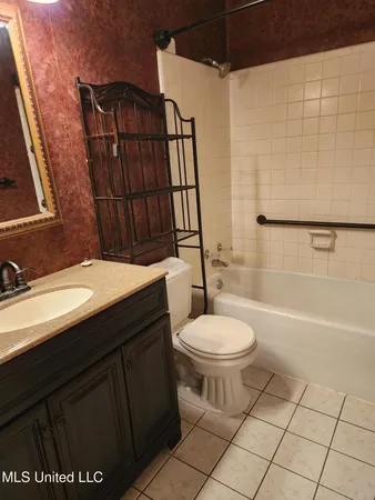 $2,000 | 125 Edmund Drive, Long Beach, MS 39560