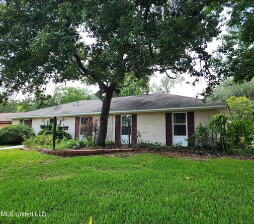 $2,000 | 125 Edmund Drive, Long Beach, MS 39560