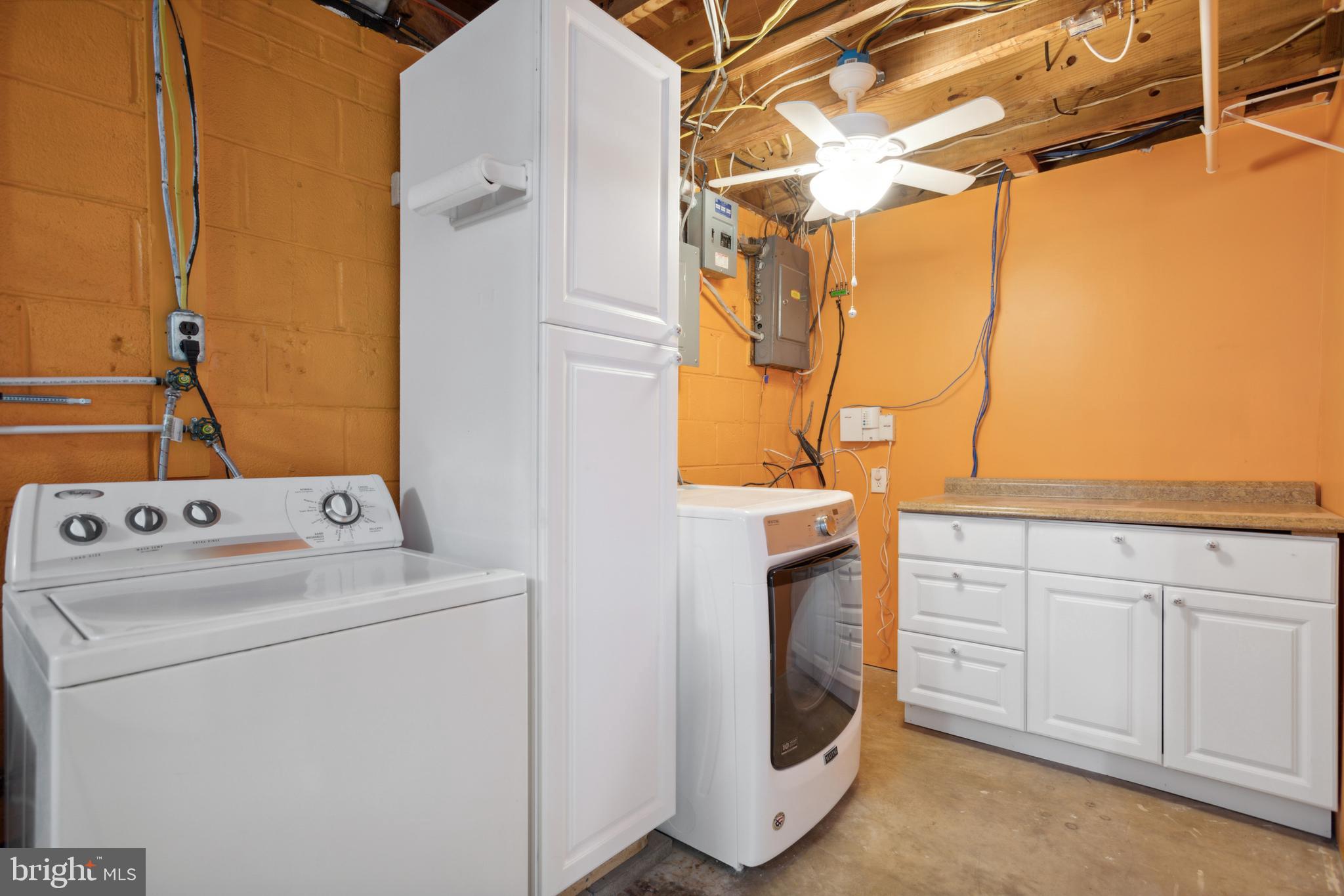 7708 Signal Hill Road Manassas, VA 20111 - Photo 19 of 26 Utility/Laundry