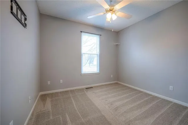 $400,000 | 15403 West 155th Terrace, Olathe, KS 66062