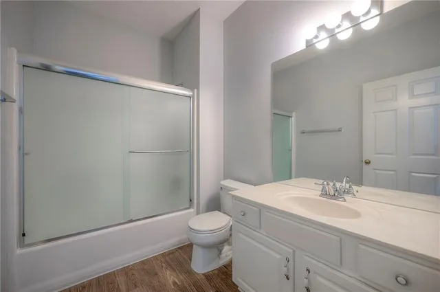 $400,000 | 15403 West 155th Terrace, Olathe, KS 66062