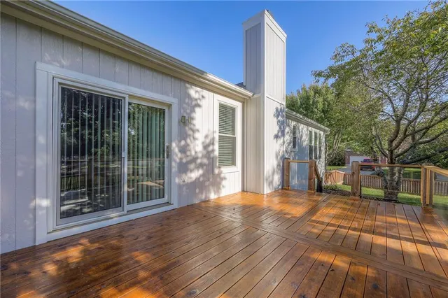 $400,000 | 15403 West 155th Terrace, Olathe, KS 66062