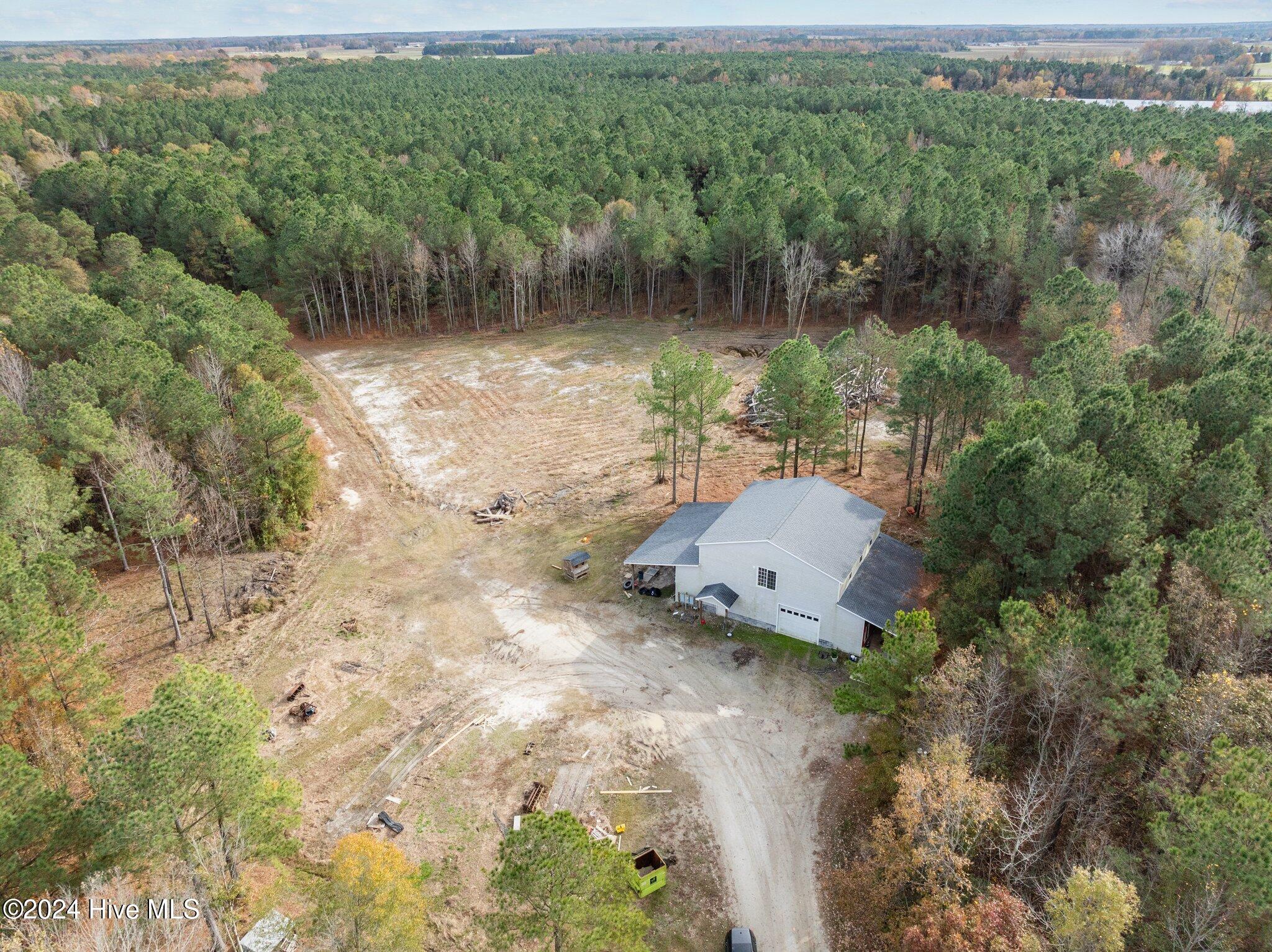5499 White Line Road Ayden, NC 28513 - Photo 1 of 34 5499 White Line Road