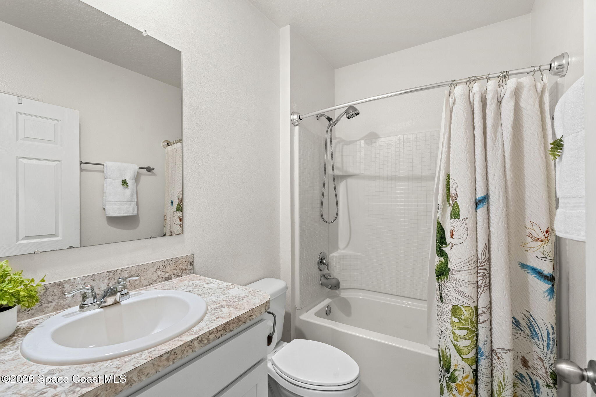 471 Old Country Rd S East Palm Bay, FL 32909 - Photo 27 of 47 DSC01491-HDR