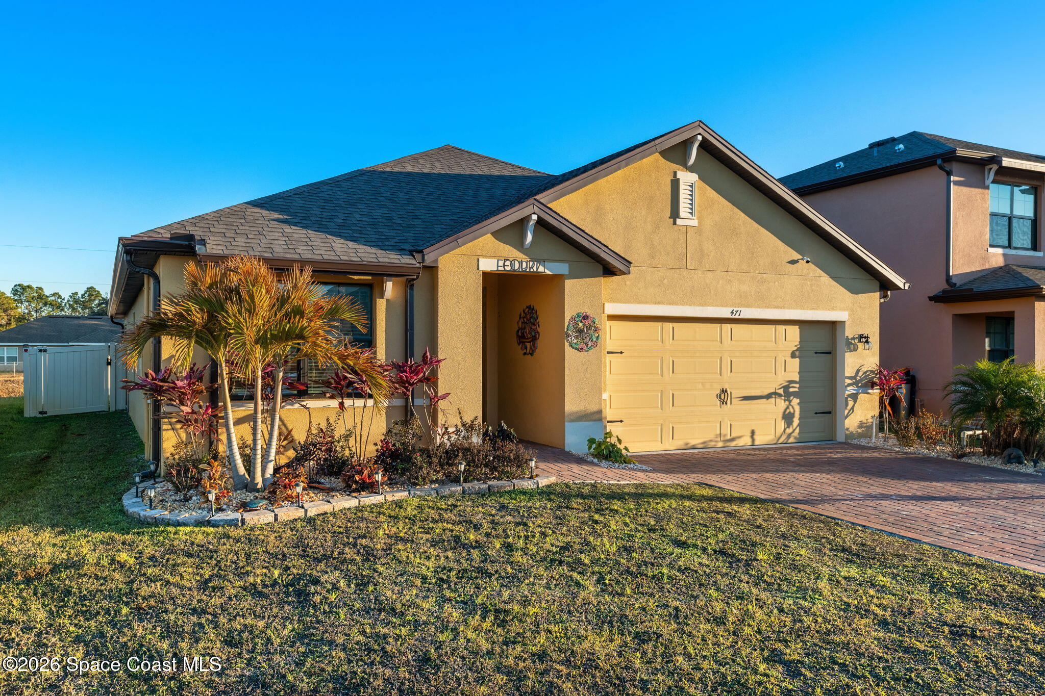 471 Old Country Rd S East Palm Bay, FL 32909 - Photo 5 of 47 DSC01540-HDR