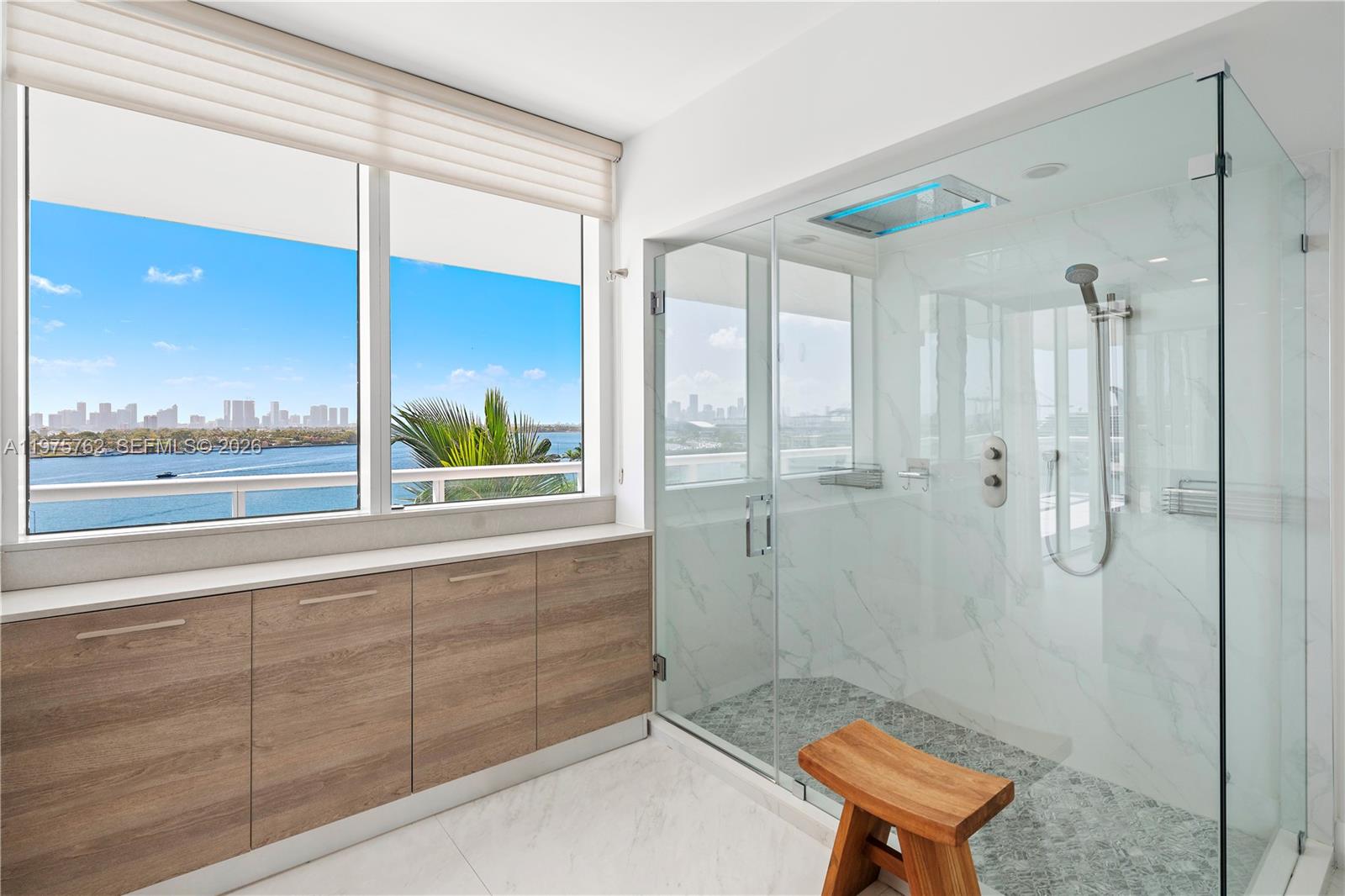 450 Alton Road, Unit 901902 Miami Beach, FL 33139 - Photo 44 of 92