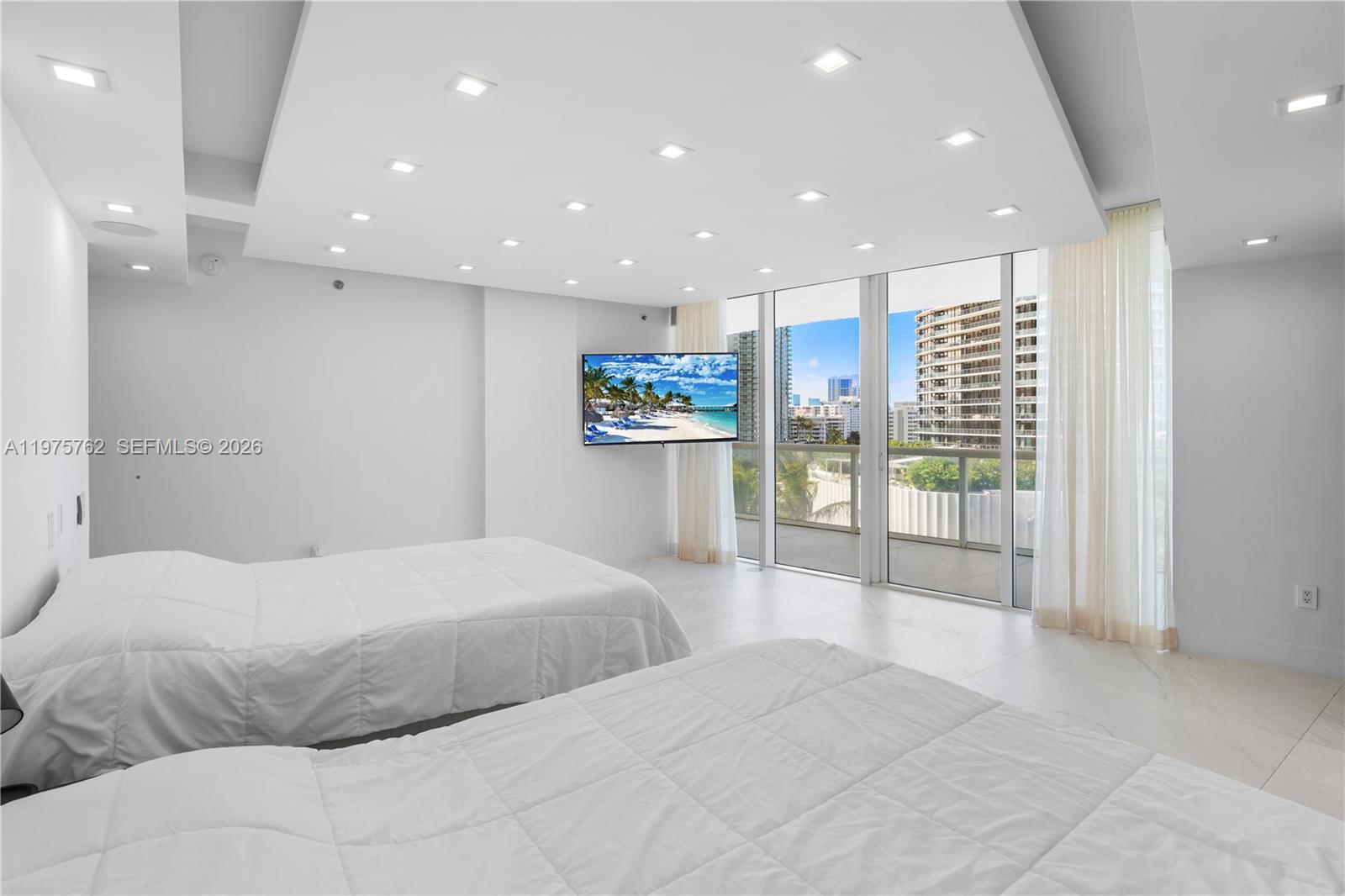 450 Alton Road, Unit 901902 Miami Beach, FL 33139 - Photo 48 of 92