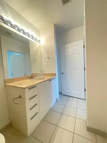 $349,000 | Hollywood Station Residence, Hollywood, FL 33020