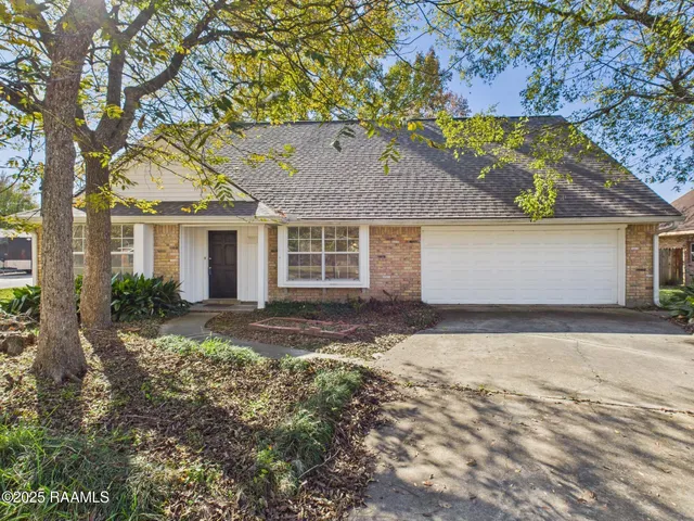 $385,000 | 112 Marla Street, Lafayette, LA 70508