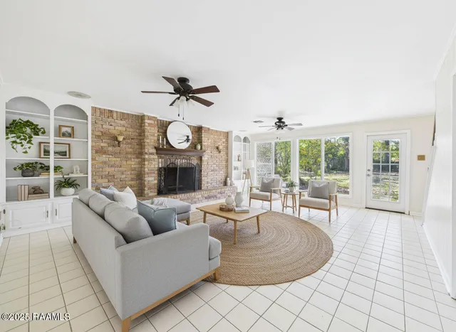 $385,000 | 112 Marla Street, Lafayette, LA 70508