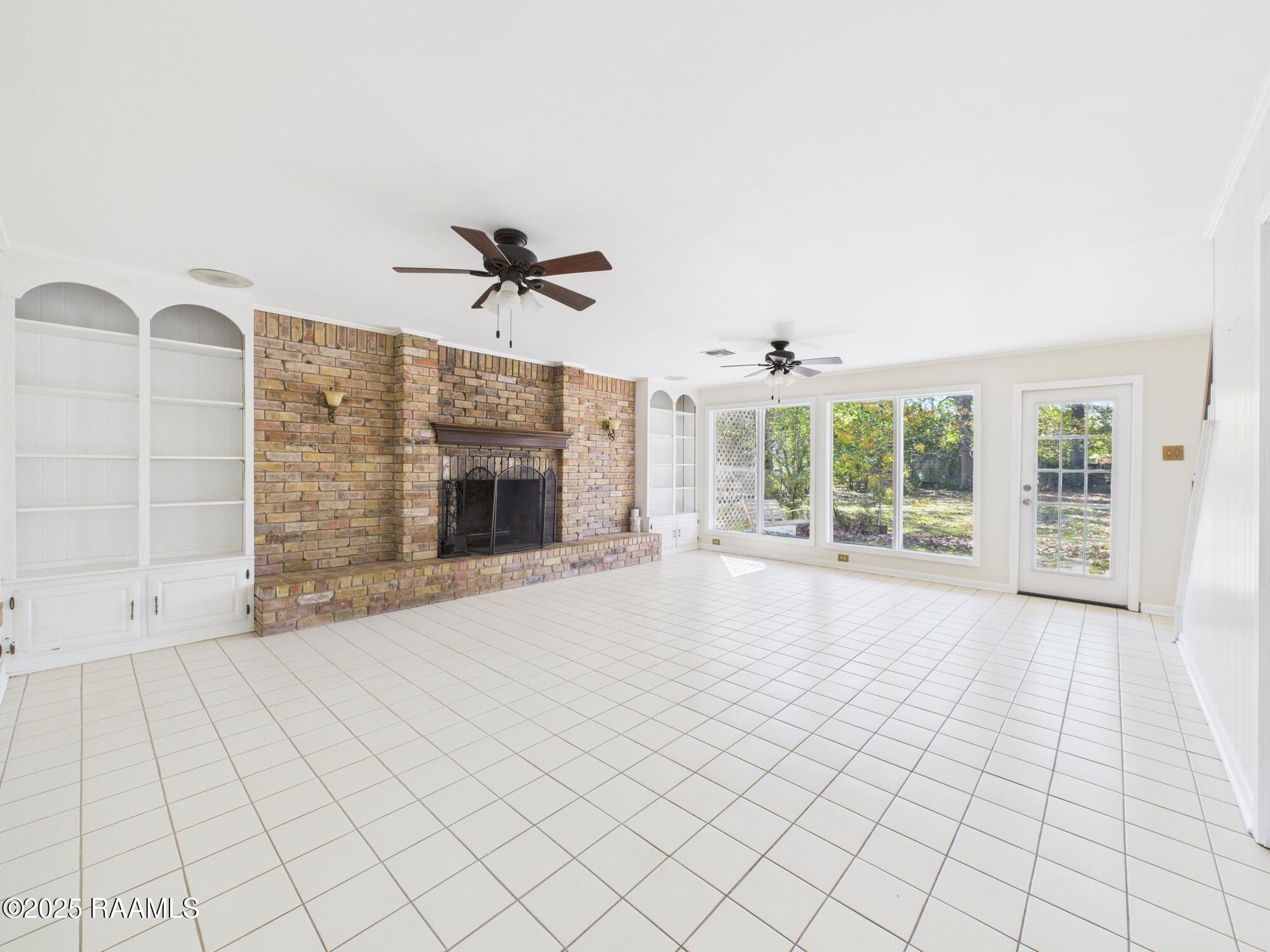 112 Marla Street Lafayette, LA 70508 - Photo 5 of 26 CAM04246G0-PR0201-STILL011