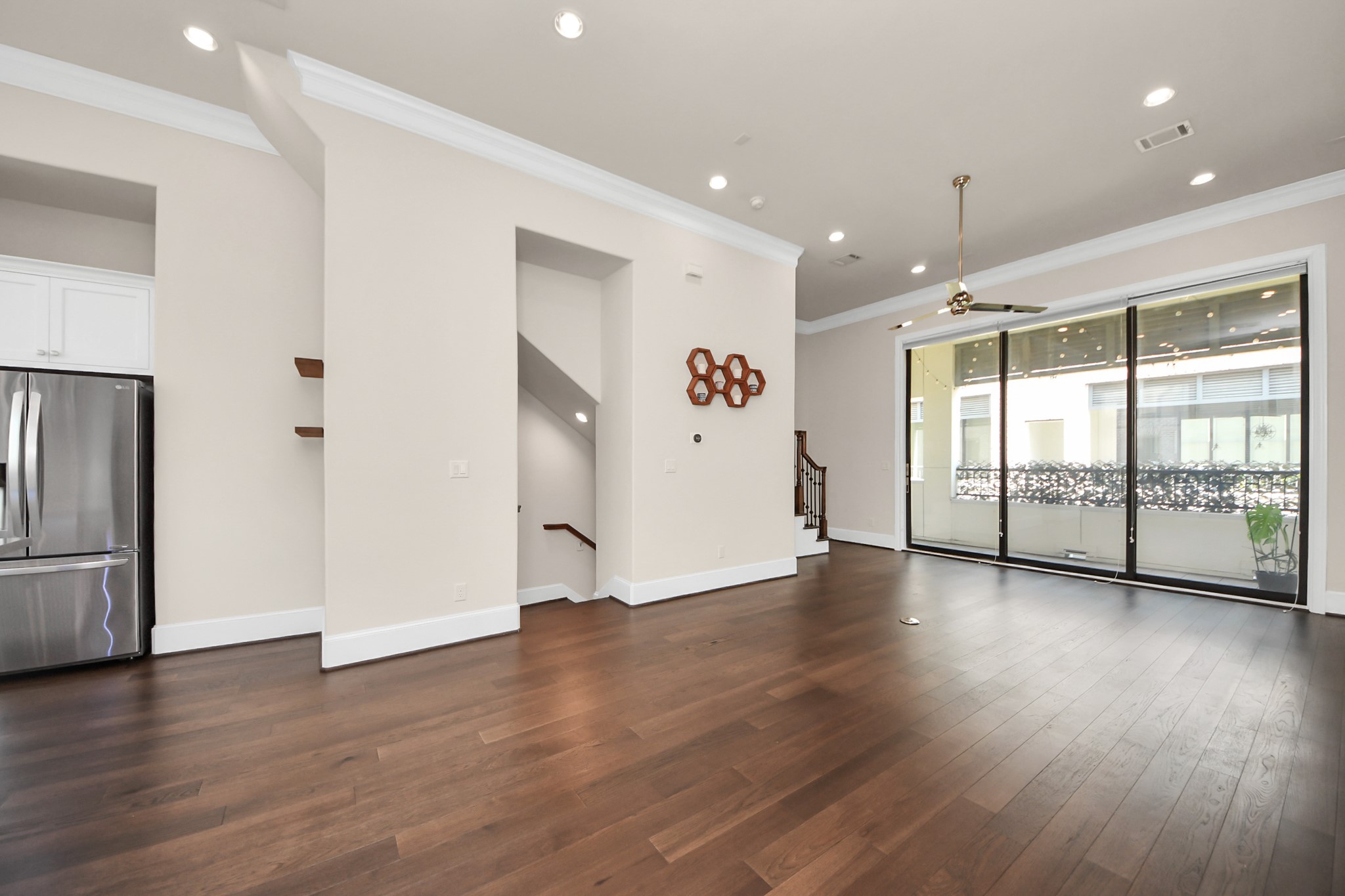 6072 Kansas Street Houston, TX 77007 - Photo 23 of 47