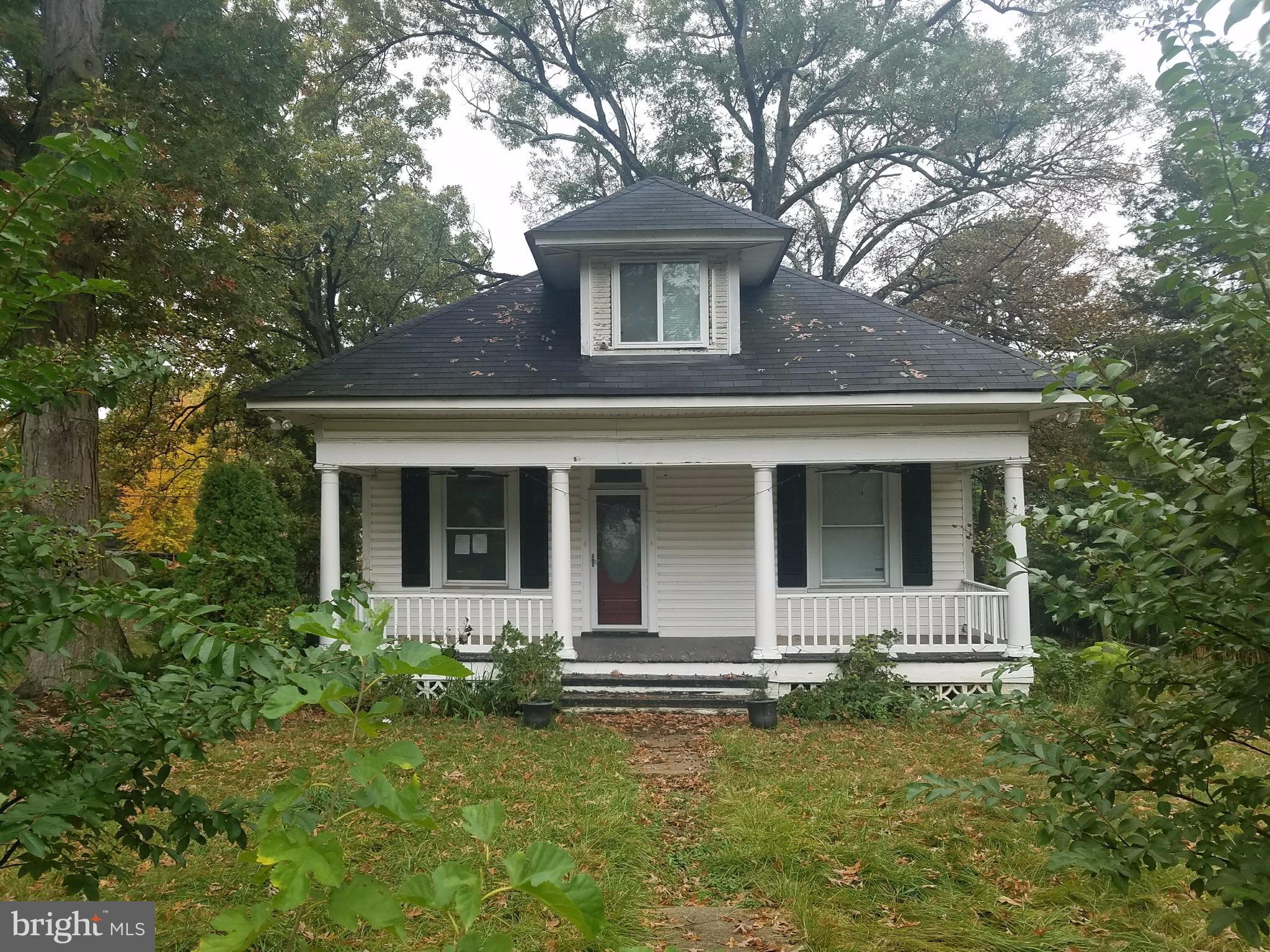 5520 Lanham Station Road Lanham, MD 20706 - Photo 1 of 18 Exterior (Front)