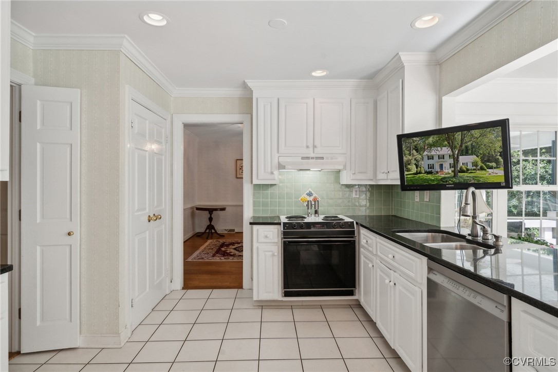 8706 Ruggles Road Henrico, VA 23229 - Photo 8 of 45 Gallery Image 8