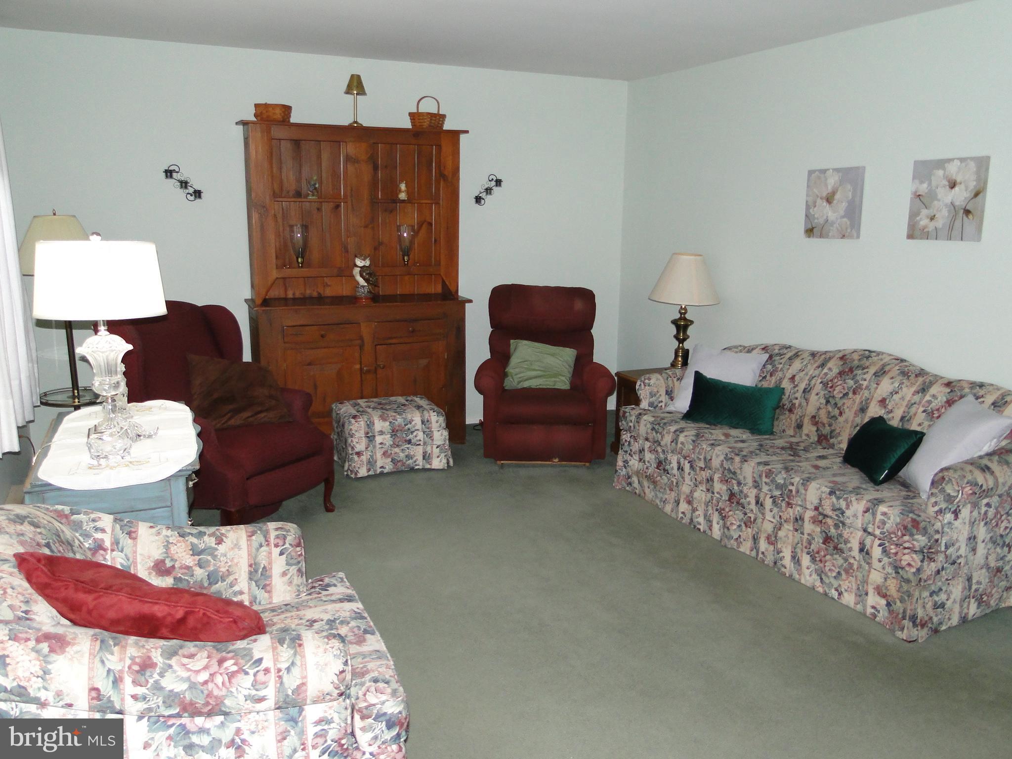 1685 Old Plains Road Pennsburg, PA 18073 - Photo 2 of 22 Gallery Image 2