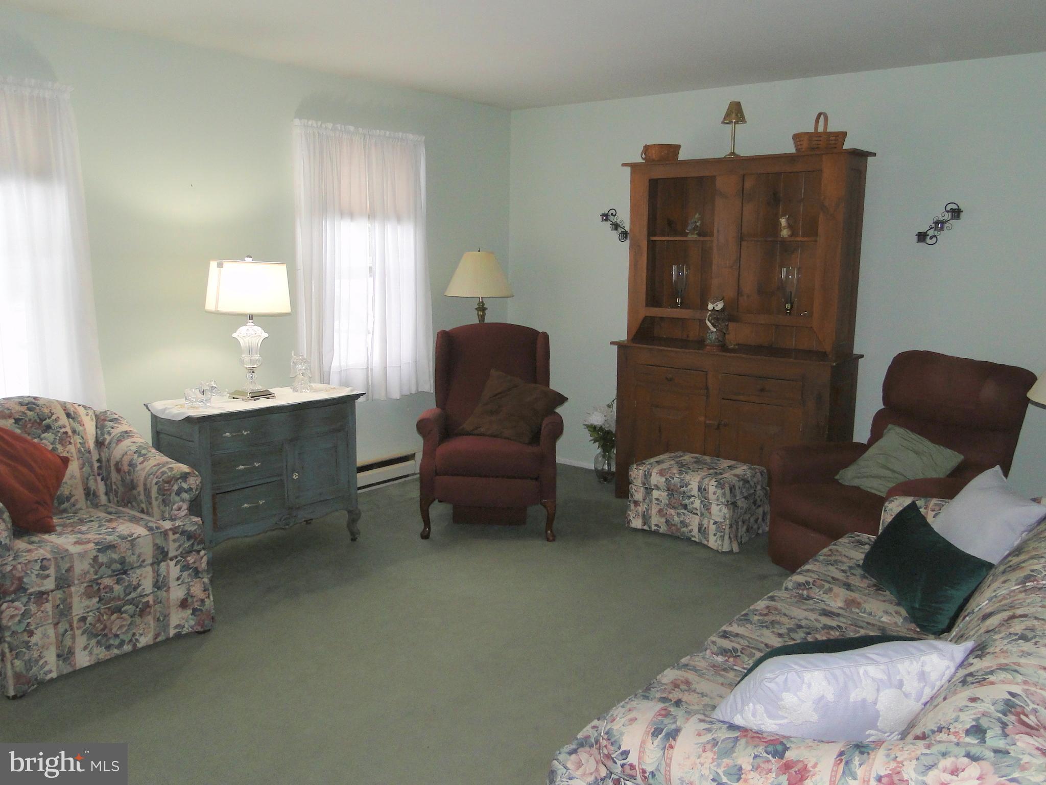 1685 Old Plains Road Pennsburg, PA 18073 - Photo 3 of 22 Gallery Image 3