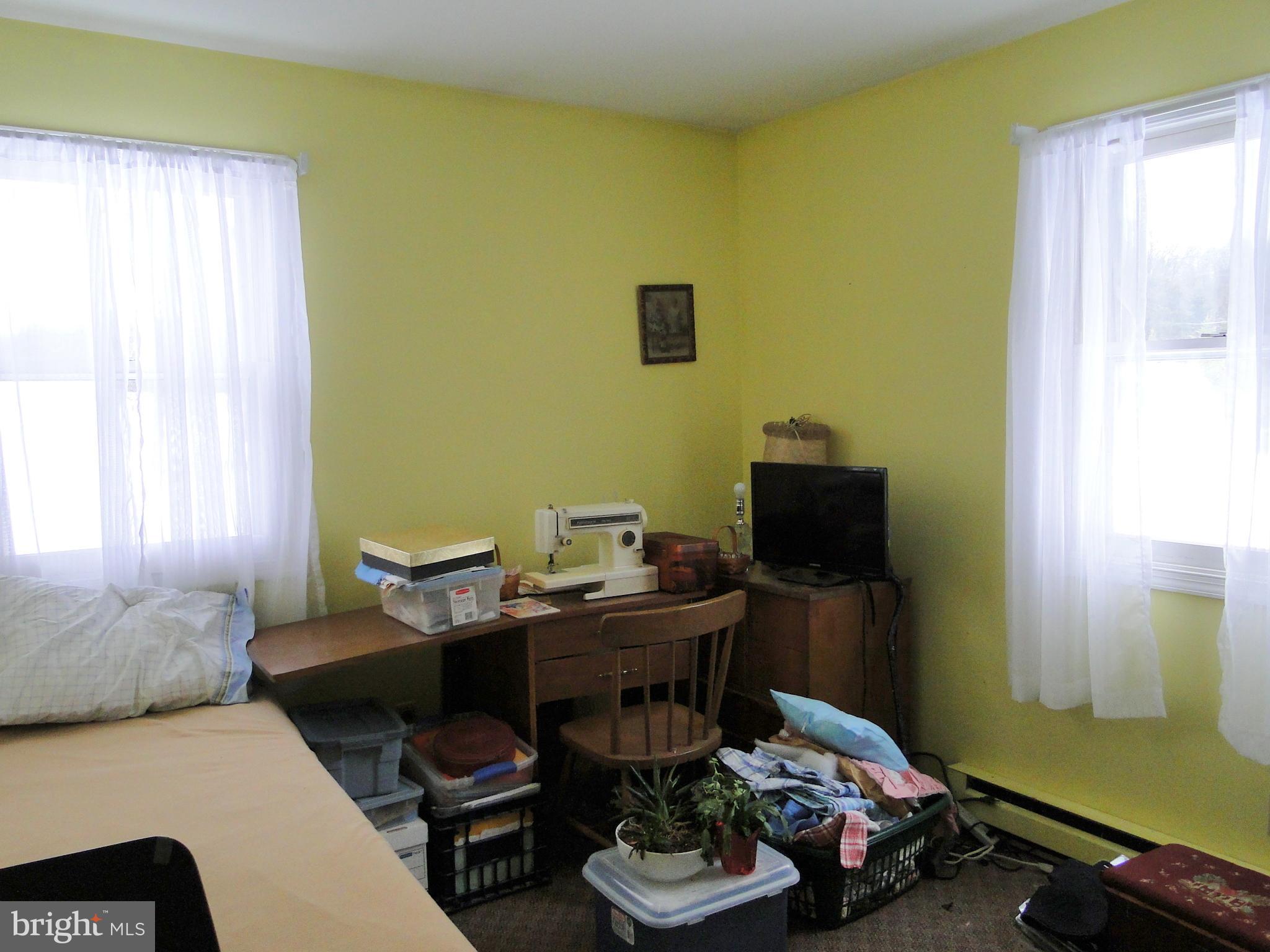 1685 Old Plains Road Pennsburg, PA 18073 - Photo 10 of 22 Gallery Image 10