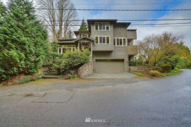 $1,200,000 | 5443 45th Avenue West, Seattle, WA 98199