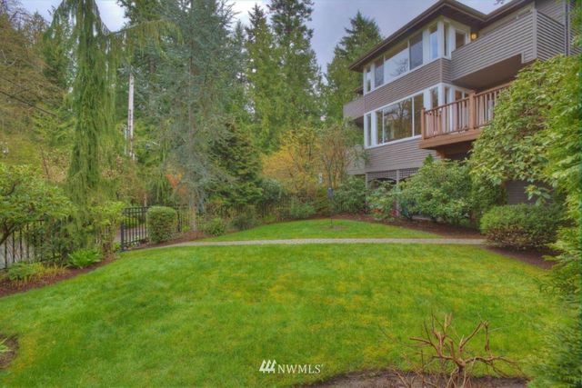 $1,200,000 | 5443 45th Avenue West, Seattle, WA 98199