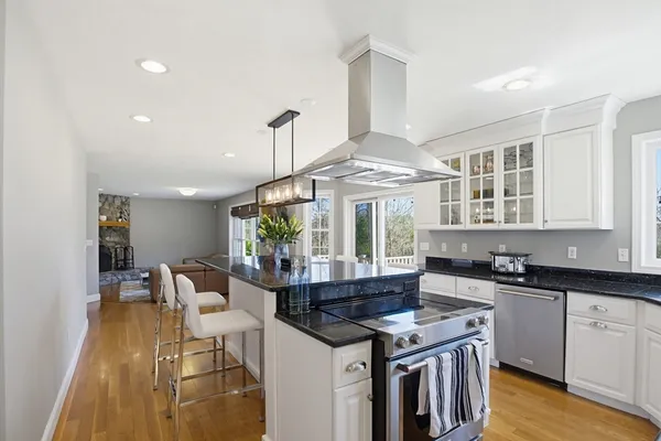 $865,000 | 155 Rawson Street, Leicester, MA 01524