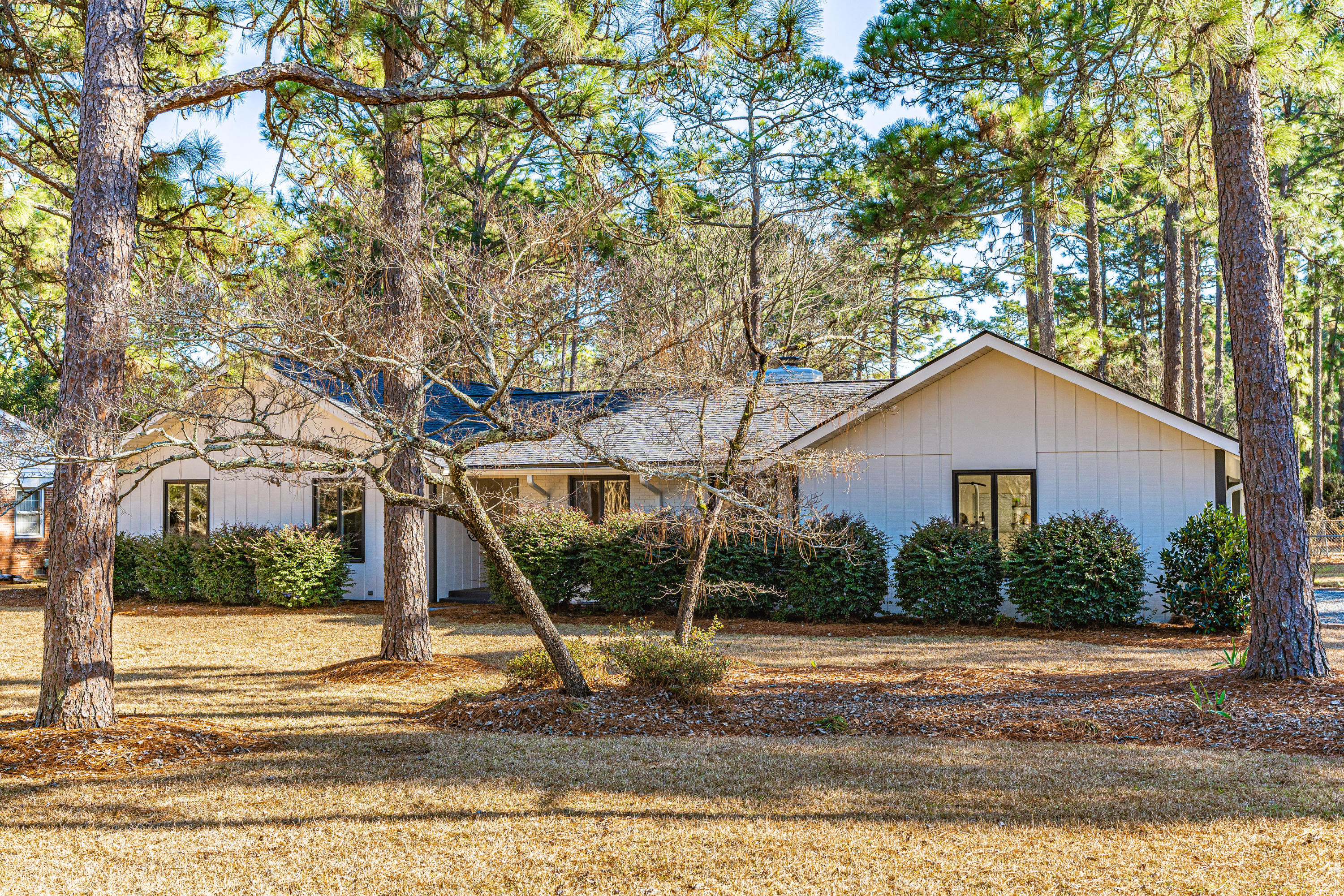 925 North Ridge Street Southern Pines, NC 28387 - Photo 1 of 26 DSC098322