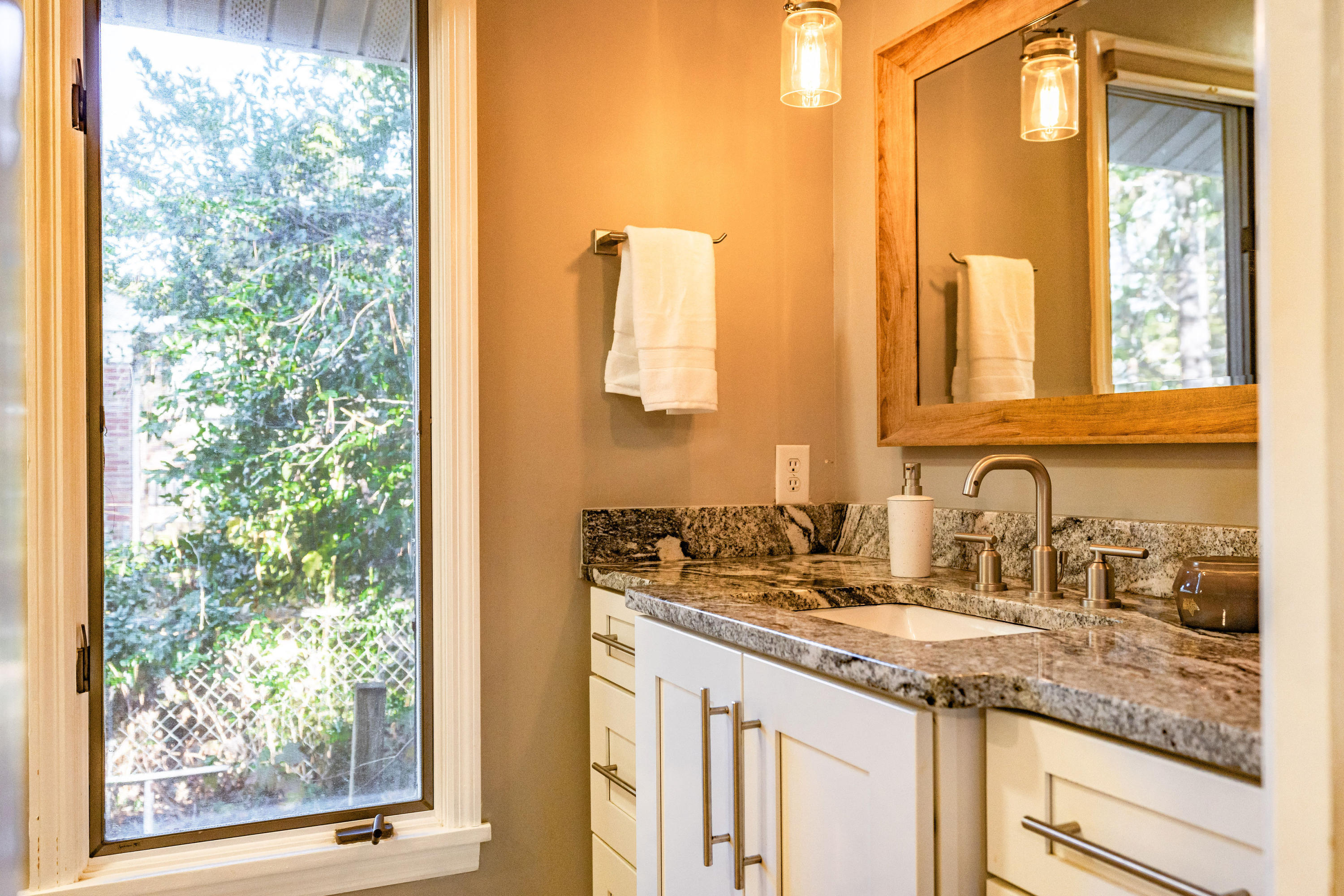 925 North Ridge Street Southern Pines, NC 28387 - Photo 14 of 26 Master Bath
