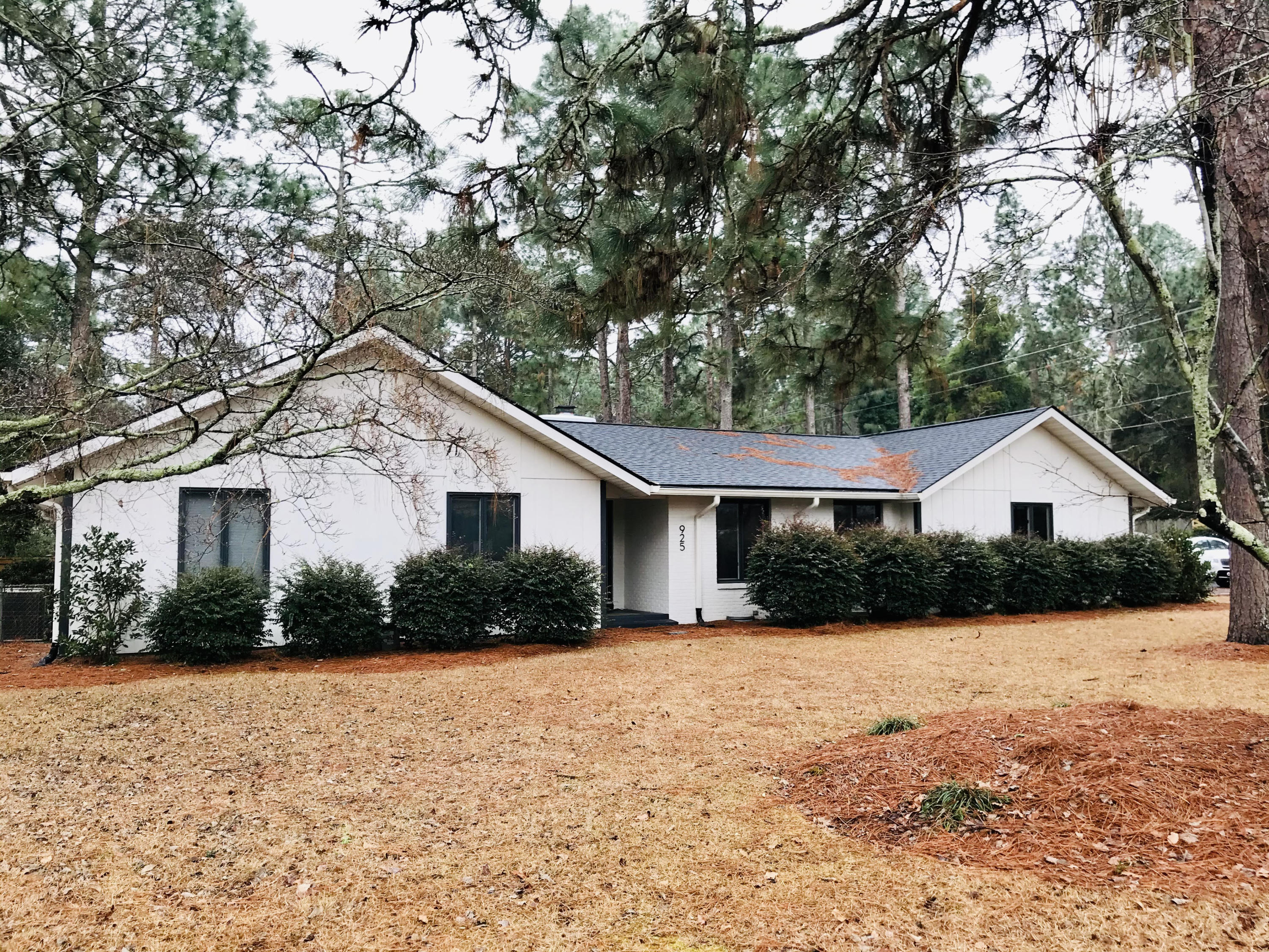 925 North Ridge Street Southern Pines, NC 28387 - Photo 22 of 26 Front